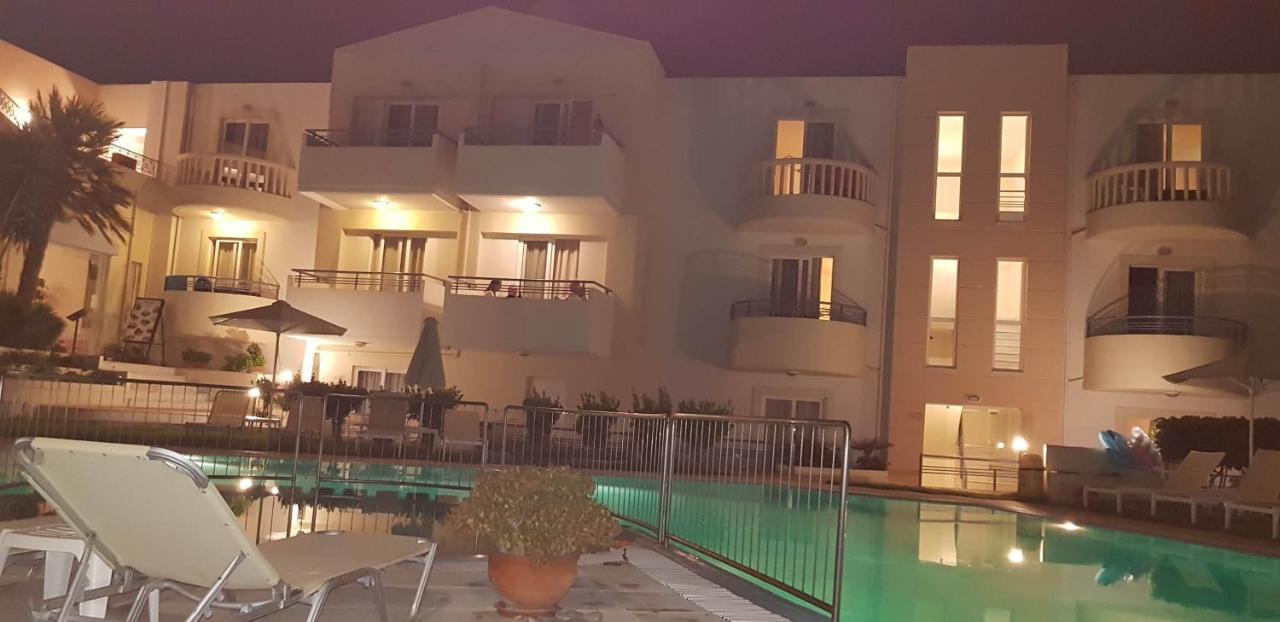 Melina Beach Platanés Exterior photo