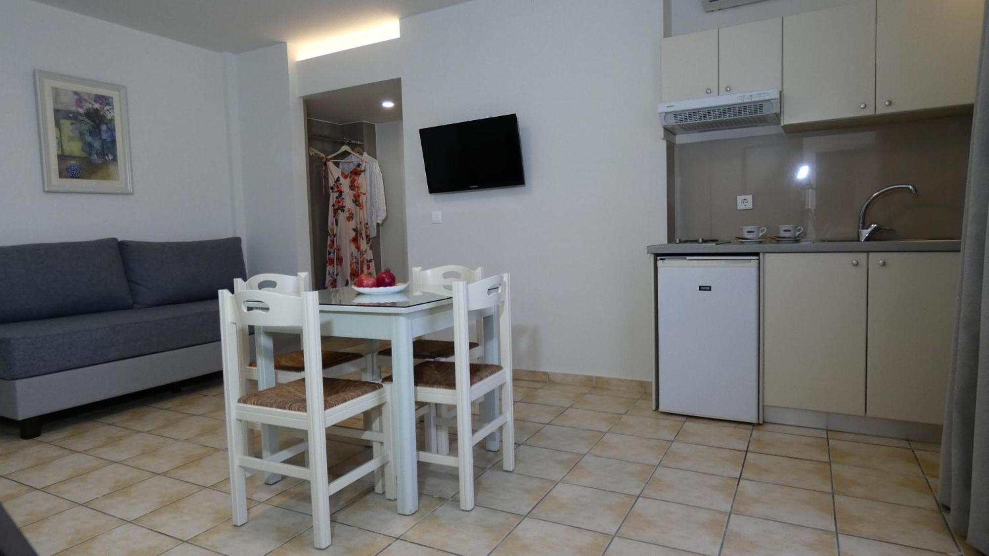 Melina Beach Platanés Exterior photo