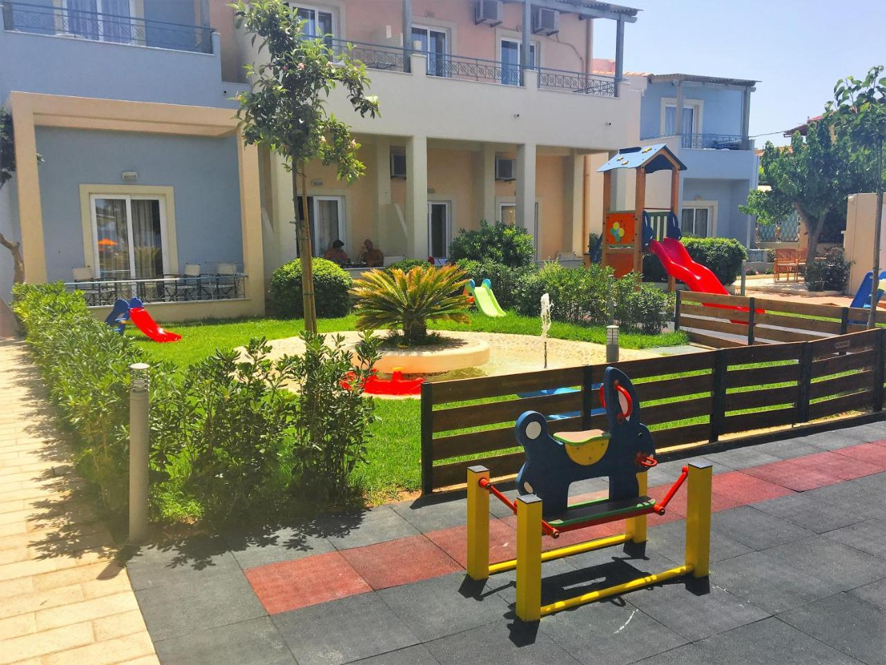 Melina Beach Platanés Exterior photo